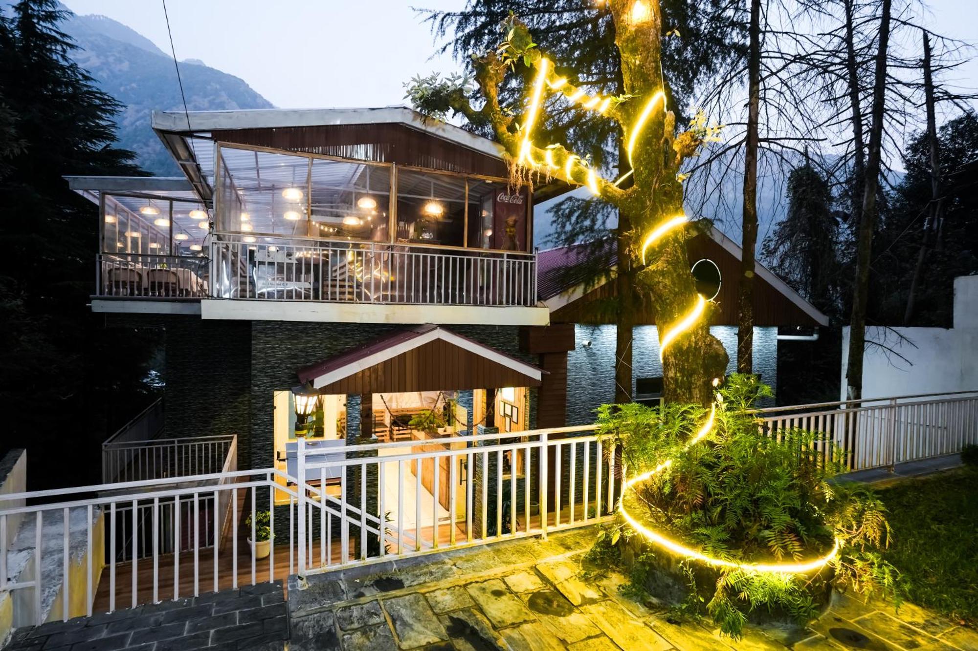 The Bunksters Mcleodganj, Dharmkot Hostel McLeod Ganj Ngoại thất bức ảnh